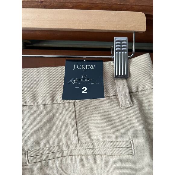 NWT J. Crew Women's 3 1/2" Classic Chino Shorts Flat Front Light Khaki Tan SZ 2 - Picture 6 of 10
